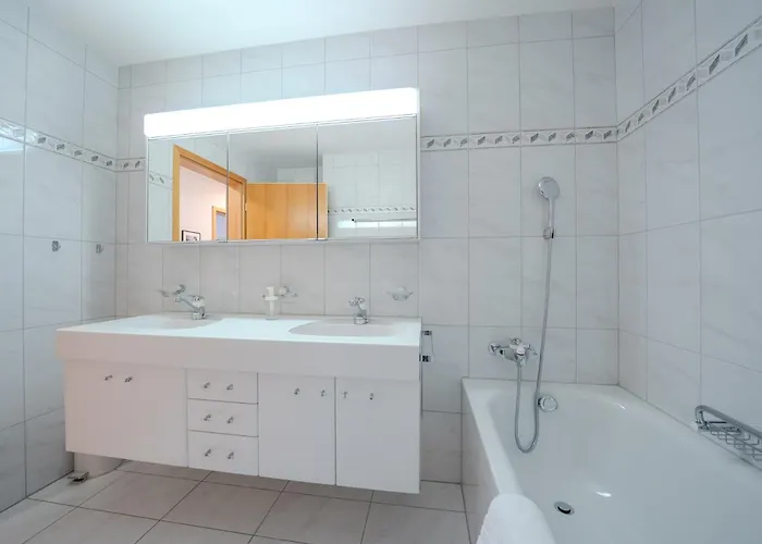 Casa Cresta C32, Zentrales Mit Bergblick By Vacations Apartment Arosa