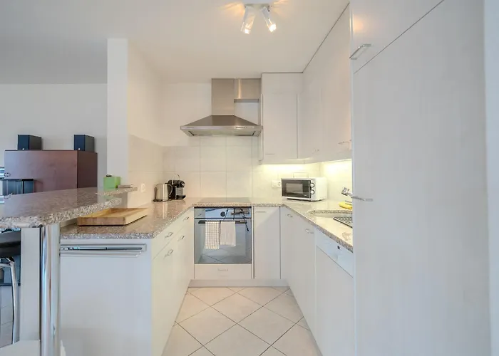 Appartamento Casa Cresta C32, Zentrales Mit Bergblick By Vacations Arosa